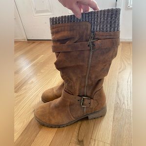 Brown boot size 9
